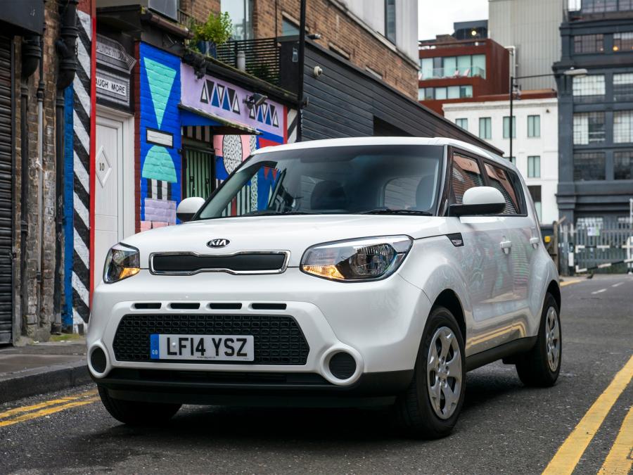  Kia Soul 2014 года  (UK) (фото 8 из 26)